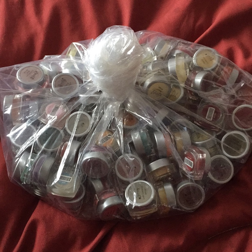 Bundle of small scentsy testers